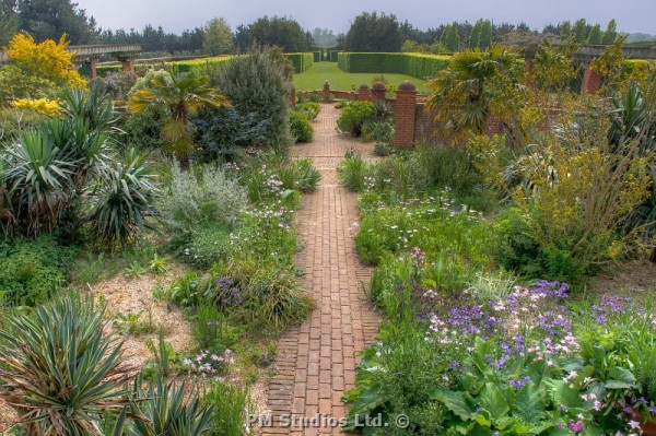 An experimental birds-eye view south of the Mediterranean Garden