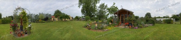 360° panoramic of the garden