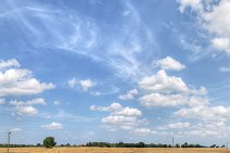 E14_5715x6p1vr Late July 2014 near Aldeby showing the sky above wheatfields